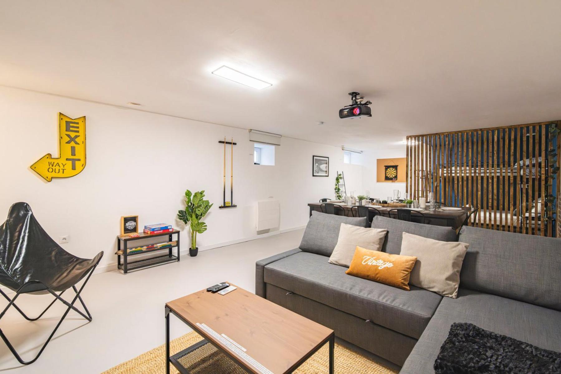 Immeuble Spacieux - Hyper Centre - 15 Couchages Hébergement de vacances Reims